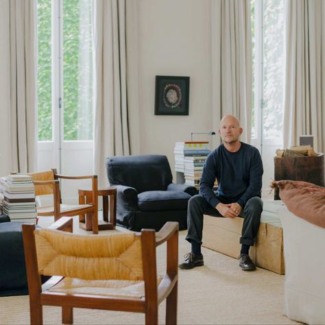 Vincent Van Duysen Interiors, Pierre Jeanneret Chair, Vincent Van Duysen, St Denis, His Style, Isamu Noguchi, Renovation Design, Financial Times, Vincent Van