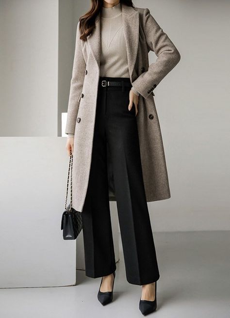 Business Formal Winter Outfits, Fine Dine Outfit Ideas, Stylish Business Outfits For Women, Formal Winter Outfits For Women Classy, Luxury Winter Fashion, Professional Outfits Women Business Suit, Aesthetic Formal Outfits Women, Ceo Outfit Woman Boss Korean, Formal Dresses For Winter