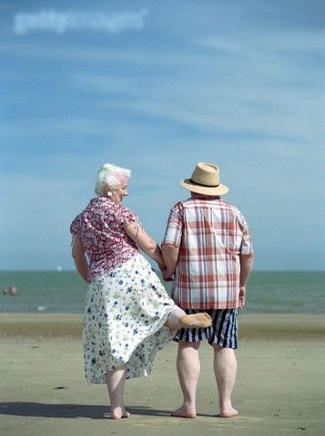 Older Couple, Growing Old Together, Old Couples, The Golden Years, Young At Heart, Old Age, Aging Gracefully, 영감을 주는 캐릭터, Forever Love