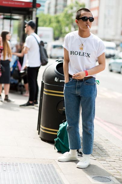 The strongest street style at London Collections Men S/S '17 Look Grunge, Fashion Male, Men Street, Sneakers Men Fashion, Outfit Casual, Style Outfits, Mens Streetwear, Mens Street Style, Stylish Men