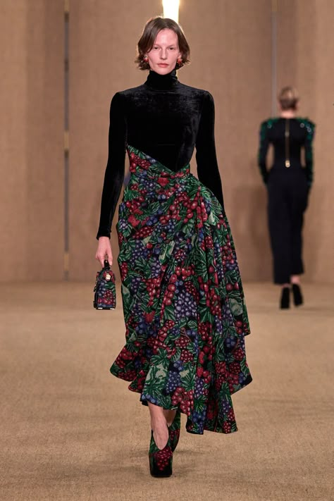 Ladylike Dress, Balmain Collection, Olivier Rousteing, Batik Fashion, Couture Designers, Fall Winter 2024, Print Trends, Fashion Line, Winter 2024