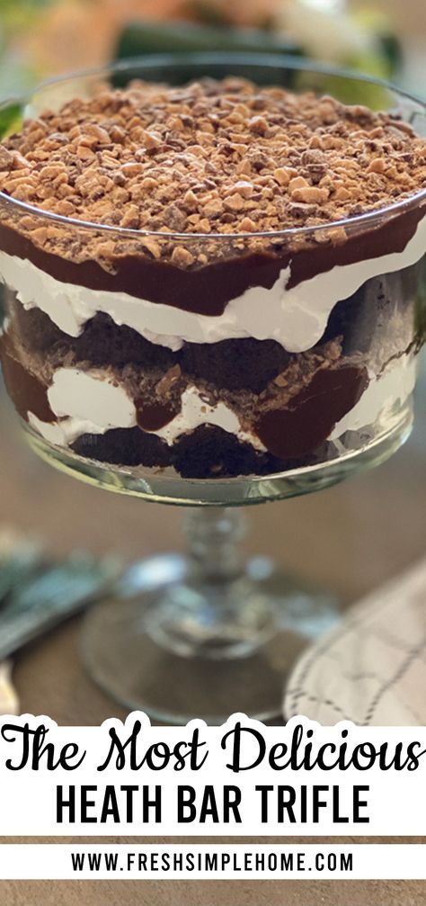 Trifle Desserts Heath Bar, Heath Bar Pudding Dessert, Score Bar Trifle, Heath Bar Truffle Dessert, Heath Trifle Desserts, Brownie Heath Bar Trifle, Chocolate Heath Bar Trifle, Brownie Trifle Recipes Heath Bars, Chocolate Triffle Recipes Easy