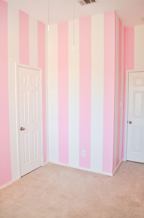 How to DIY pink striped walls | Home Renovation @ pastelcarousel.com Pink And White Striped Walls, Striped Walls Bedroom, Pink Striped Walls, Striped Bedroom, Pink Bedroom Walls, Stripe Wall, Pink Room Decor, Striped Room, Striped Walls