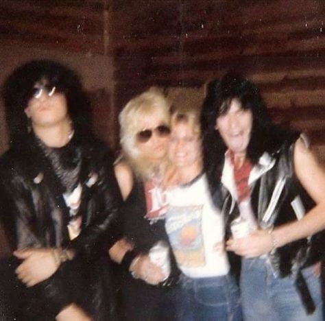 Motley Crue 80s Groupie, Band Groupie Aesthetic, Motley Crue Background, Motley Crue Groupie, Motley Crue Matching Pfp, 80s Groupie Aesthetic, 80s Groupie Fashion, Motley Crue Aesthetic, Motley Crue 80s