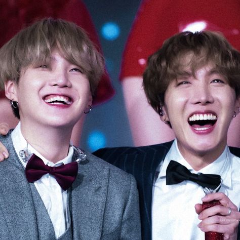 #jung #hoseok #jhope #min #yoongi #suga #icon #edit #aesthetic #bangtan #bts #sope Yoongi And Jhope Pic, Jhope And Suga Pics, Jhope And Suga, Sope Bts, Suga Icon, She Belongs To Me, Edit Aesthetic, Korean K Pop, Kpop Icons