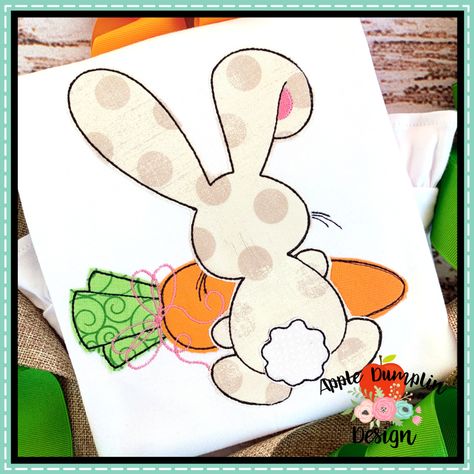 Easter Applique Designs, Bunny With Bow, Bunny Applique, Easter Applique, Embroidery Boutique, Bean Stitch, Easter Door Hanger, Easter Embroidery, Girls Applique