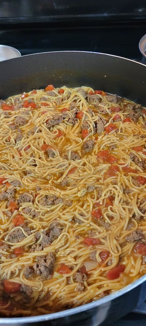 “Mexican Recipes To Learn & Share” | Beef Fideo is what's for dinner | Facebook Fideo Con Picadillo, Fideo Loco Recipe Ground Beef, Easy Fideo Recipe Simple, Fideo Recipe Mexican With Ground Beef, Fideo Loco Recipe, Fideo Recipe Mexican, Fideo Loco, Fideo Recipe, Easy Mexican Casserole