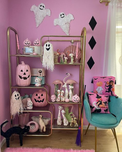 Pink Halloween yes or no ?? @vinnieboyvintage LINK IN BIO and story highlights #pinkoween 🖤 | Instagram Halloween Pink Decor, Goth Living Room Decor, Pink And Black Halloween, Pink Halloween Bedroom, Halloween Decorations Aesthetic, Pink Halloween Room Aesthetic, Spooky Room Aesthetic, Pastel Goth Halloween Decor, Pink Halloween Kitchen Decor