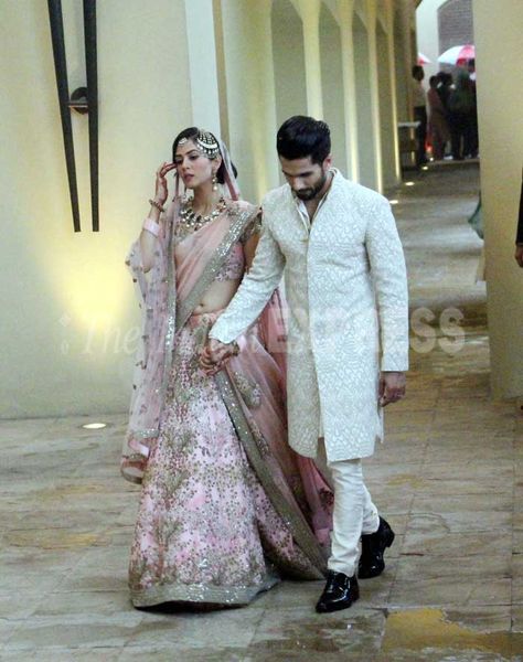 Traditional Punjabi Wedding, Shahid Kapoor And Mira Rajput, Engagement Dress For Groom, Couple Posts, Groom Dress Men, Indian Groom Wear, Wedding Dresses Men Indian, Mira Rajput, Bridal Makeup Wedding