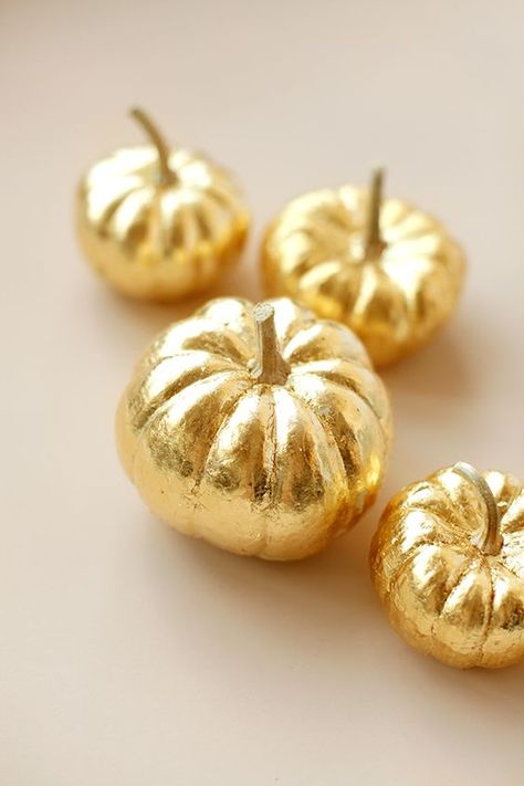 How+To+Gold-Leaf+a+Pumpkin+by+oliviakanaley+for+Julep: Leaf Projects, Gold Everything, Gold Pumpkins, Modern Fall, Fall Crafts Diy, Gold Diy, Mini Pumpkins, Fall Decor Diy, Thanksgiving Crafts