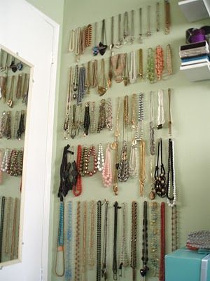 over 50 ways to organize your Jewelry - A girl and a glue gun Organizing Jewelry, Diy Organizing, Old Window Frame, Diy Jewelry Holder, Jewelry Wall, Necklace Storage, Hanging Jewelry Organizer, Hanging Necklaces, Command Hooks