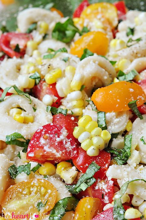 Pasta Salad With Tomatoes, Homemade Pasta Salad, Tortellini Pasta Salad, Salad With Tomatoes, Pasta Salad With Tortellini, Tortellini Pasta, Pasta Salad Italian, Summer Side Dishes, Fresh Corn