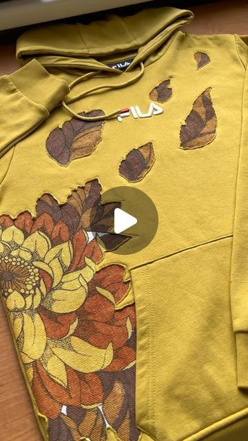 155K likes, 1,500 comments - sewitagainn su February 22, 2024: "sew upcycle rework repeat
reworked #fila džempas
#reworked #reworkedclothing #reworkedfashion #sustainablefashion #upcycledclothing #upc...". Upcycling Textiles Ideas, Sewing Recycled Clothes, Diy Hoodie Refashion, Cross Stitch Clothes, Recycled Clothes Diy, Sweatshirt Refashion Remake, Recycling Old Clothes, Upcycled Sweatshirt, Upcycle Fashion Diy