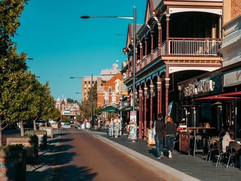 Fremantle Fremantle Perth, Australian Houses, Australia Aesthetic, City Signs, Western Australia Travel, Australia Style, Australia House, City Sign, Perth Australia