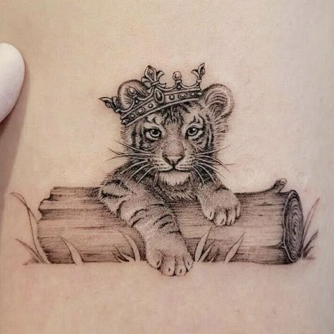 Tattoos Fish, Tattoo Fishing, Tattoos Birds, Lion Cub Tattoo, Fishing Tattoos, Tattoos Lion, Tattoos Dog, Tiger Tattoos, Cute Animal Tattoos