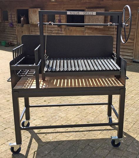 Custom Bbq Grills, Argentinian Grill, Grill Diy, Barbeque Grill Design, Argentine Grill, Design Grill, Custom Grill, Outdoor Bbq Grill, Barbecue Design