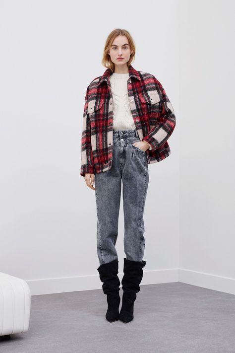 Iro Fall Winter 2020-21 Lookbook Plaid Outerwear, Neutral Coat, Shacket Outfit, Olive Jacket, Jacket Pattern Sewing, Vogue Russia, Fashion Sewing Pattern, Plaid Fashion, 가을 패션