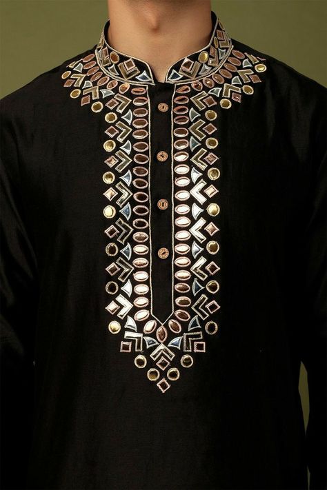 Kurta Designs Men's, Latest Kurta Designs, Man Dress Design, Stylish Men Wear, Black Kurta, Indian Groom Wear, Gents Kurta Design, Off White Pants, White Pant