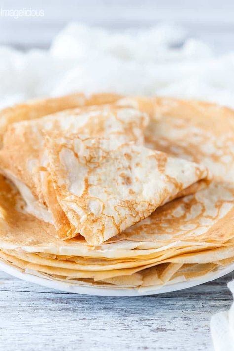 Russian Crepes Recipe, Homemade Crepes Recipe, Russian Crepes, Crepe Fillings, Russian Pancakes, Homemade Crepes, Russian Dishes, Russian Cakes, Crepes Recipe