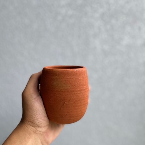 Handmade Clay Mugs, Terracotta Cups, Set of 4 Glass, Drinkware, Mitti Ke Bartan, Clay Serverware, Made In India Terracotta Cookware, Clay Arts, Drinking Glass Sets, Wine Glass Crafts, Unique Gift Items, Clay Mugs, Wine Glass Charms, Beer Mugs, Potters Wheel