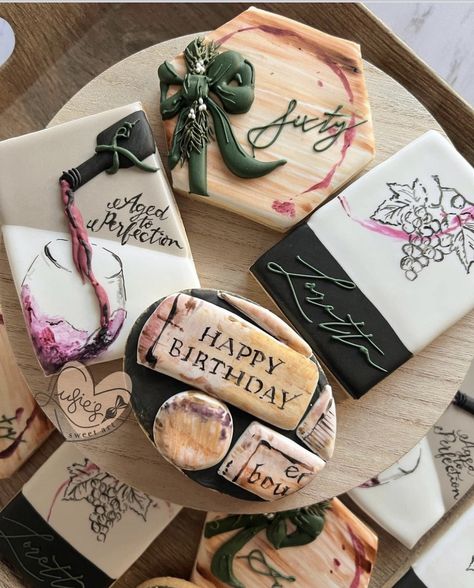 Beer Cookies, Happy Birthday Wine, Wine Cookies, Bakery Art, Theme Cookies, Birthday Wine, Cookie Art, Birthday Cookies, Decorated Cookies