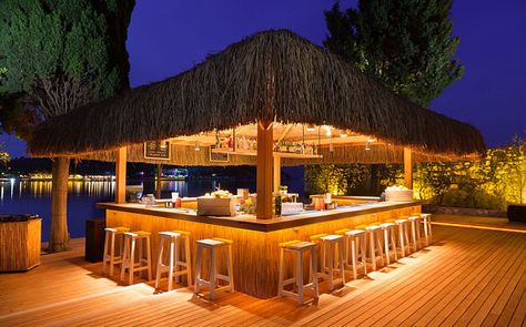 Alacati Turkey, Outdoor Tiki Bar, Outdoor Restaurant Design, Balcony Bar, Tiki Bar Decor, Bamboo Bar, Beach Lounge, Beach Cafe, Outdoor Cafe