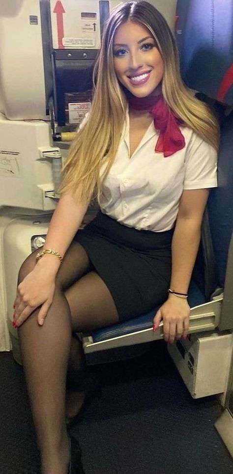 Delta Flight Attendant, Air Stewardess, Silky Legs, Thigh High Stockings And Tights, Jet Girl, Flight Girls, Stewardess Uniform, Flight Attendant Fashion, Flight Attendant Uniform