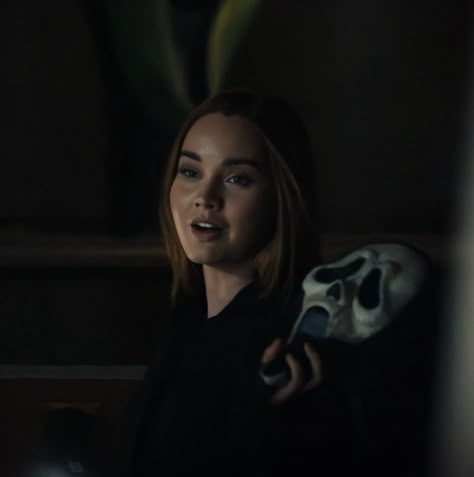 Quinn Bailey Ghostface, Charlie Walker Icon, Quinn Bailey Icon, Scream 6 Icons, Quinn Bailey, Scream Icons, Ghostface Aesthetic, Scream Characters, Liana Liberato