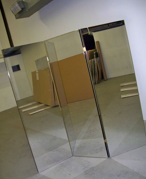 Our folding Glassless Mirror is the perfect solution when portability is needed. Grab n Go carrying handles(not shown) included. Flexible Mirror Sheet, Room Divider Mirror, Glassless Mirror, Uni Flat, Mirror Room Divider, Freestanding Mirror, Grab N Go, Dance Mirrors, Painting Station