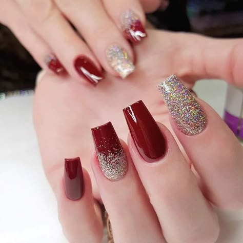 Maroon Nail Art Designs, Maroon Nail Polish, Maroon Nail Art, Maroon Nail Designs, Maroon Nail, Nail Polish Ideas, Bridal Nails Designs, Quick Nail Art, Wedding Nail Art Design