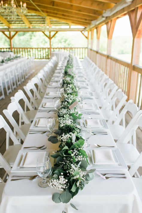 Wedding table garland