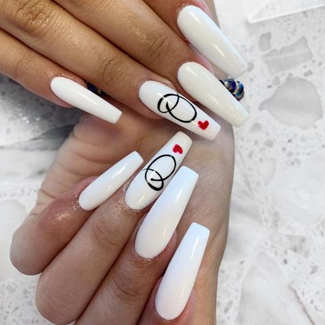 Nails With An O Initial, O Initial Nails, Nails With Letters, Bb Nails, Artist Cake, White Coffin Nails, White Acrylic Nails, Y2k Nails, White Nail Designs