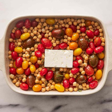 Quick & Easy Baked Feta & Tomato Chickpeas (Packed with 20 Grams of Protein) Feta Casserole, Cherry Tomatoes Feta, Feta Tomato, 20 Grams Of Protein, Easy Breakfast Brunch, Baked Feta, Whole Wheat Pita, Lunch Appetizers, Dessert Smoothie