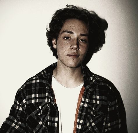 Shameless Don't Forget About Me, Shameless Series, Carl Shameless, Ethan Cutkosky, Emma Kenney, Forget About Me, Carl Gallagher, Tv Talk Show, Promise Me