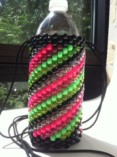 Water bottle holder made with The Beadery Pony beads! Pony Bead Water Bottle Holder, Beaded Water Bottle Holder, Kandi Water Bottle Holder, Pony Bead Crafts For Adults, Kandi Mask Patterns, Bead Buddies, Beaded Gifts, Candy Bracelets, Crochet Pony