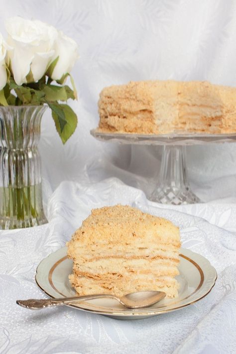 Cake Napoleon - Russian Mille-feuille Napoleon Recipe, Napoleons Recipe, Napoleon Cake, Dashi Broth, Cake Tasting, My Grandmother, World Recipes, Cake Cake, Dessert Bars