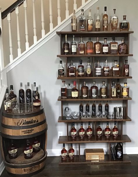 Liquor Display Shelves, Liquor Organization Ideas, Whiskey Collection Display Home, Liquor Storage Ideas Small Spaces, Whiskey Bottle Display, Bourbon Collection Display, Liquor Display, Whiskey Collection, Alcohol Display Home