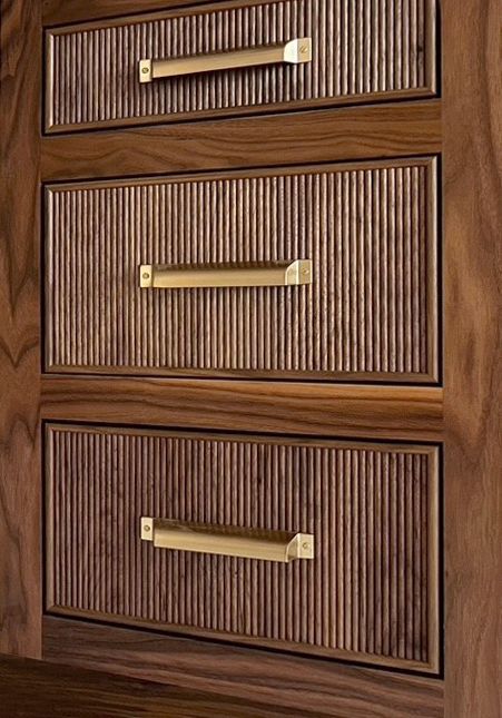 Reeded Wood Kitchen Cabinets, Fluted Wood Kitchen Cabinets, Reeded Cabinet Door, Reeded Kitchen Cabinets, Cabinet Styles Doors, Walnut Millwork, Reeded Cabinets, Reeded Island, Cabinet Fronts Styles