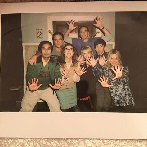 Big Bang Theory Header, Big Bang Theory Funny, Big Ban, The Big Band Theory, The Bigbang Theory, Melissa Rauch, Bts Polaroid, Jim Parsons, Memes Lol