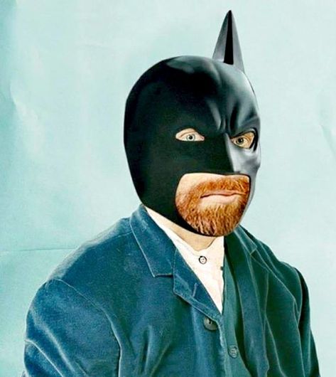 #vangogh #halloween #batman  #art #costume #funny #memes #lol Van Gogh Halloween, Modern Scene, Art Parody, Famous Artwork, Tableau Art, Classic Image, Classic Paintings, Cultura Pop, Pics Art