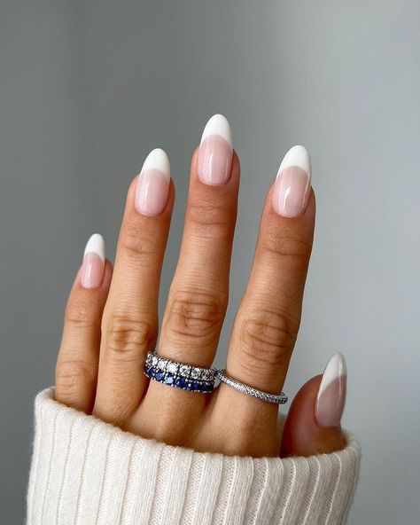 Clean Girl Nails Almond French Tip, Almond Shaped French Tip Nails White, White French Tip Round, Homecoming Nails Almond Shape, Oval Sparkle Nails, White On White French Manicure Almond, Oval Shape French Tip Nails, White Round French Tip Nails, White French Oval Nails