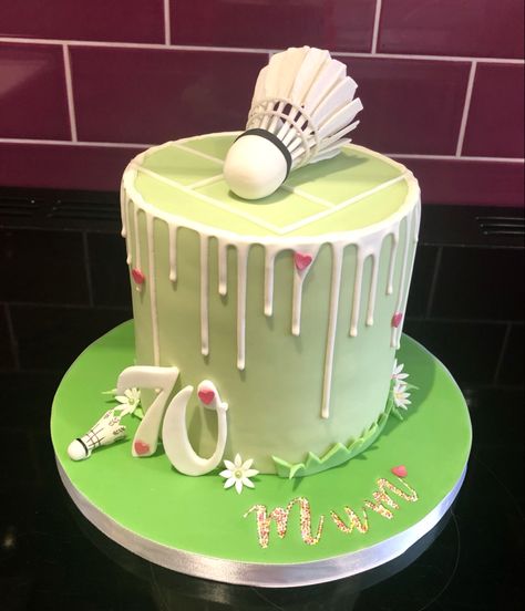 Badminton Cake Design, Badminton Cake Ideas, Badminton Theme Cake, Badminton Cake, Double Deck Bed Design, White Chocolate Drip, Double Deck Bed, Deck Bed, Badminton Quotes