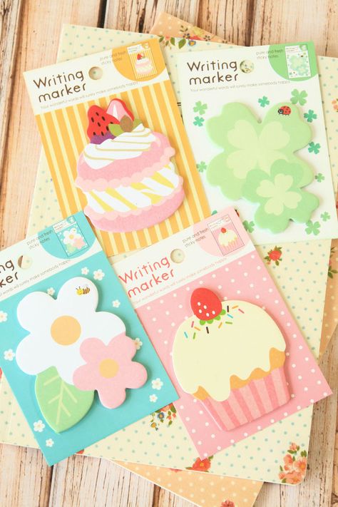 School Organization For Teens, Cartoon Shapes, Note Cute, Diy Back To School, Kawaii School Supplies, Cute Stationary, Planner Supplies, Cute Notebooks, Kawaii Accessories