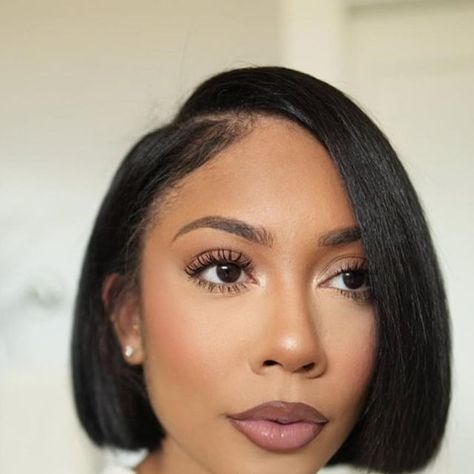 Jaelan on Instagram Megan Goode Short Hair, Short Bob Natural Hair, Short Bob Hairstyles For Black Women, Short Hair Blowout Black Women, Bob Hairstyles Black Women, Silk Press At Home, Short Hair Black Women, Short Haircuts Black Hair, Blowout Hairstyles