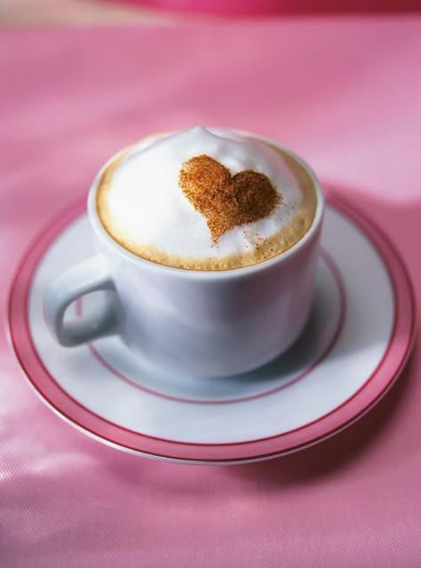 RICARDO | Cinnamon Heart Cappuccino Cappuccino Recipe, Gluten Free Coffee, Coffee Latte Art, Coffee Heart, Coffee Photography, Julia Child, Good Morning Coffee, Coffee Latte, Coffee And Books