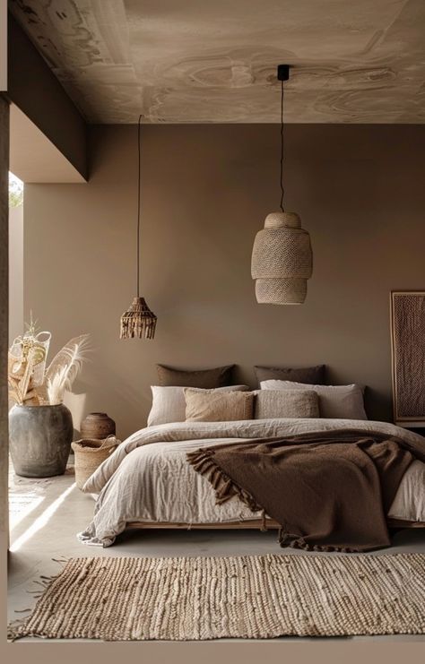 Idée couleur chambre adulte zen : quelles des teintes apaisantes ? Brown Grey Bedroom Ideas, Organic Boho Bedroom, 2 Bedroom Apartment Decoration, Bedroom Earthy Tones, Brown Bedroom Aesthetic, Natural Decor Ideas, Adult Room Decor, Brown Interior Design, Zen Bedroom Ideas