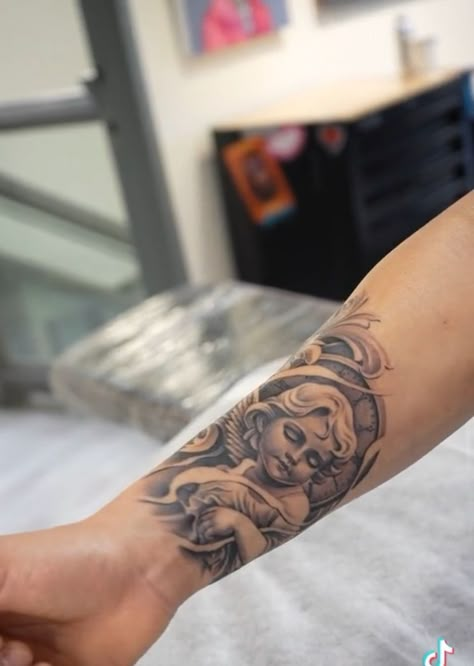 Half Sleeve Tattoos For Women Forearm, Hernandez Tattoo, Hispanic Tattoos, Chicano Tattoos Sleeve, Simple Arm Tattoos, Pretty Hand Tattoos, Chicano Style Tattoo, Tattoos For Women Half Sleeve, Forearm Sleeve Tattoos