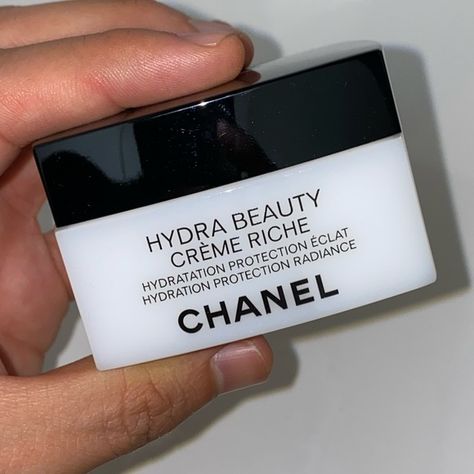 CHANEL Hydra Beauty Creme Chanel Hydra Beauty Creme, Chanel Hydra Beauty, Sk Ii, Beauty Gadgets, Hydrating Cream, Luxury Skincare, Korean Skincare, Anti Aging Skin Care, Body Care