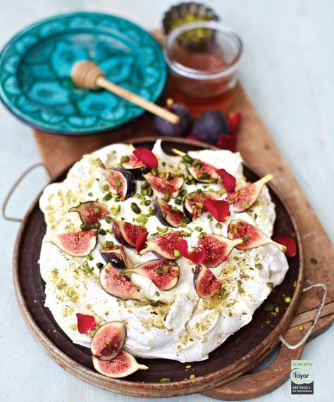 Middle Eastern Dinner Party Menu | Ottolenghi Recipes 2021 Middle Eastern Dinner, Summer Dinner Party Menu, Meringue Girls, Greek Dinners, Ottolenghi Recipes, Vegetarian Main Course, Pavlova Recipe, Vegetarian Menu, Dinner Party Summer