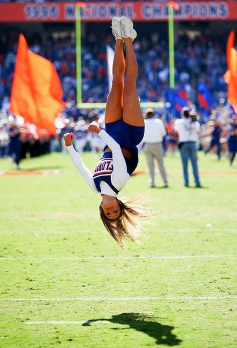 #cheer #cheerleading #game #football #stunt #tumble #flip #fly #sport #competition #college #uca #nca Uf Cheerleaders, Cheerleading Tumbling, Cheer Goals, Cheer Tumbling, College Cheerleader, Cheer Aesthetic, Cheer Photography, Allstar Cheerleading, Cheer Leading